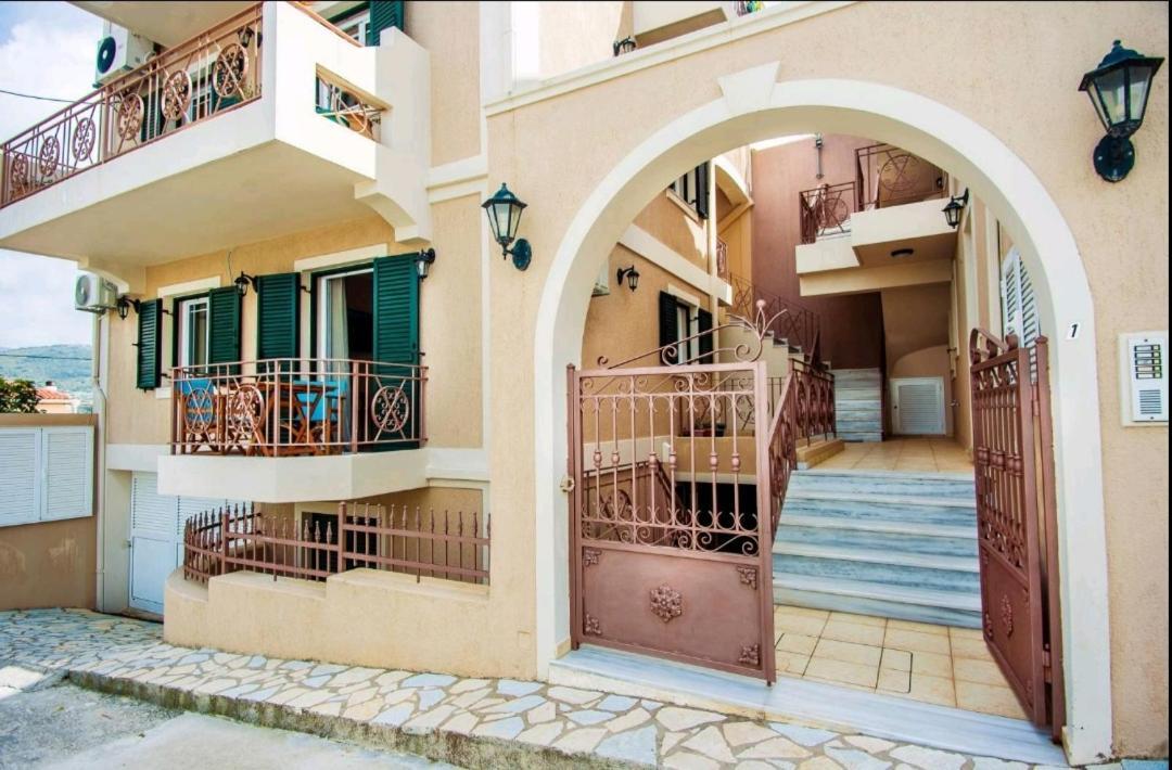 Elena'S Apartment 3 أرغوستولي المظهر الخارجي الصورة